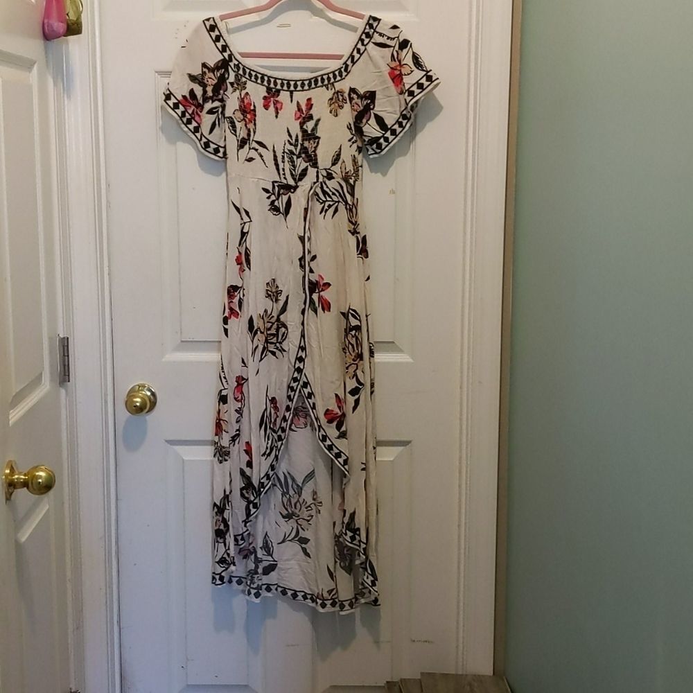 Jealous Tomato white floral hi low  dress Sz S